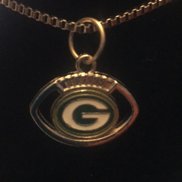 Jewelry - Green Bay Packers necklace NWT